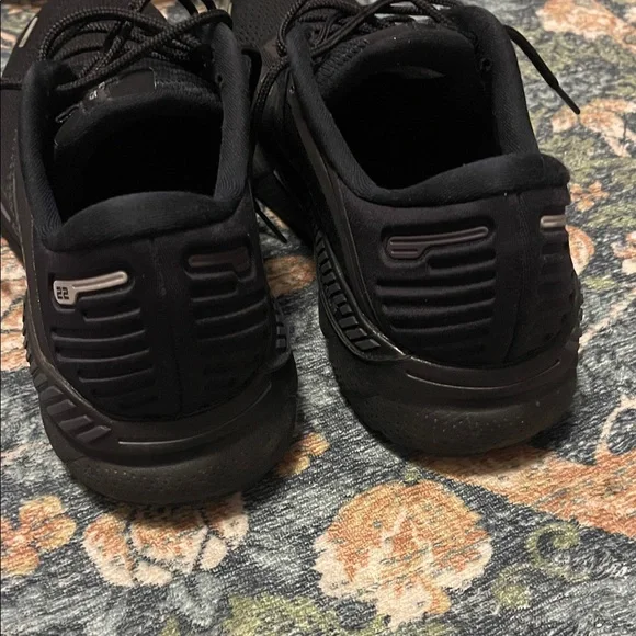 Brooks Men's Black Athletic Shoes - Picture 5 of 7